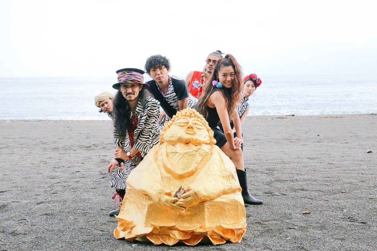 【今年もやるわよ】
クンクンニコニコ共和国のクンニコの日！
9/25(水)下北沢 空飛ぶこぶたや
にて🐖🦓開国致します
詳細はまた追って！