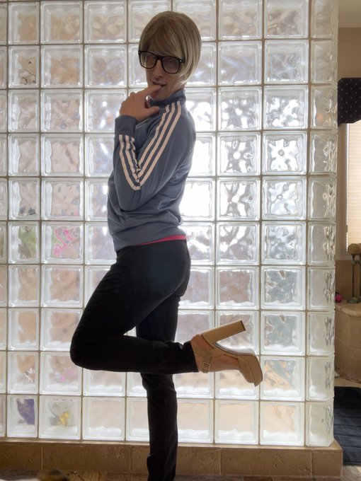 Heyyy 💋🍑 #sissy #booty #gurl https://t.co/Jz27EydUeJ<a href="/tag/sissy"class="tags">#sissy</a><a href="/tag/booty"class="tags">#booty</a><a href="/tag/gurl"class="tags">#gurl</a>