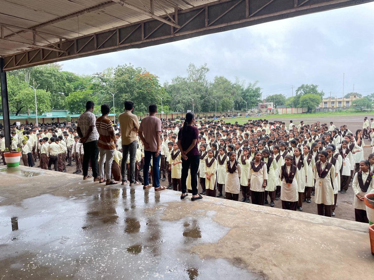 abvpmalwa_mp's tweet photo. अखिल भारतीय विद्यार्थी परिषद जिला रतलाम द्वारा वि���्यालय सदस्यता अभियान ✨
#membershipdrive
#join_abvp https://t.co/yuddVWwlK0