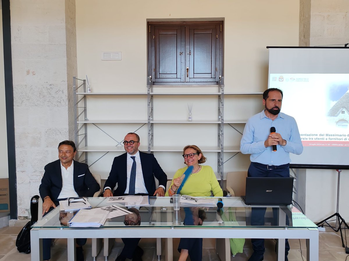 CorecomLombard's tweet image. "Uniformità di decisioni per i #Corecom in materia di #Telecomunicazioni e risposte univoche agli utenti".  Così  @CesareG2011  #Gariboldi, Presidente @CorecomLombardia oggi ad #Alberobello con #Agcom e @CorecomPuglia👉bit.ly/3SaoQON