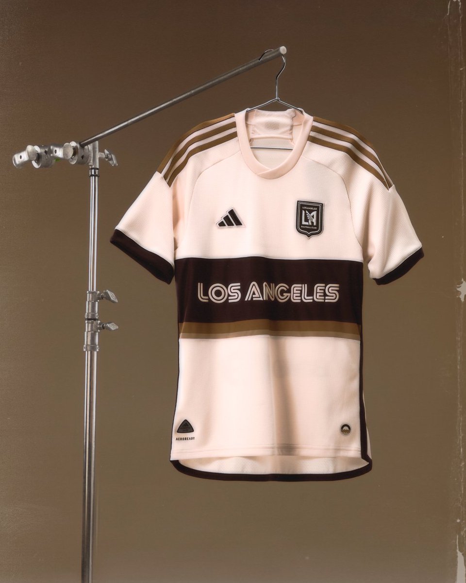 The best show in SoCal. 📺

Rep <a href="/LAFC/">LAFC</a>’s new third kit: soc.cr/3Ycl1vY