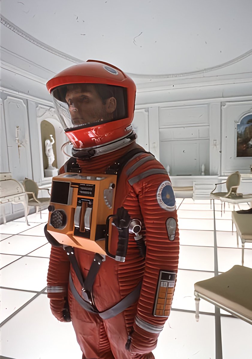 Q0vClE9db3MO80Q's tweet photo. #2001年宇宙の旅
#2001ASpaceOdyssey
#MoebiusModels
#円ドル #円高ドル安
「CULT TV MAN」からの情報で、
メビウスモデルから
『2001 年の宇宙飛行士 - Moebius Models の 1:8 スケール (見栄えがよくありません)
Monarch で計画されている新しいフィギュアキット - 詳細は未定』
と有りました。あの宇宙服がプラモデル化。(よく有りません)と有りますので宇宙服のモールドディテールなどいまいちなのかもしれませんね。
(プラモデル化されてもヘルメットの形状が肝に成る様に思えます。
