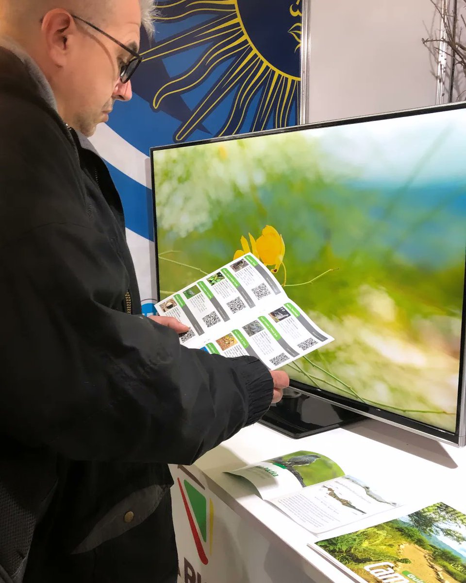 Participamos de la XXII Feria del Libro de La Rioja con un stand promocional de la Reserva Natural Urbana Takú.

En este evento que reunió a más de 65 mil personas, compartimos las diversas propuestas educativas y turísticas, junto a los primeros Manuales de Campo de la RNU Takú.