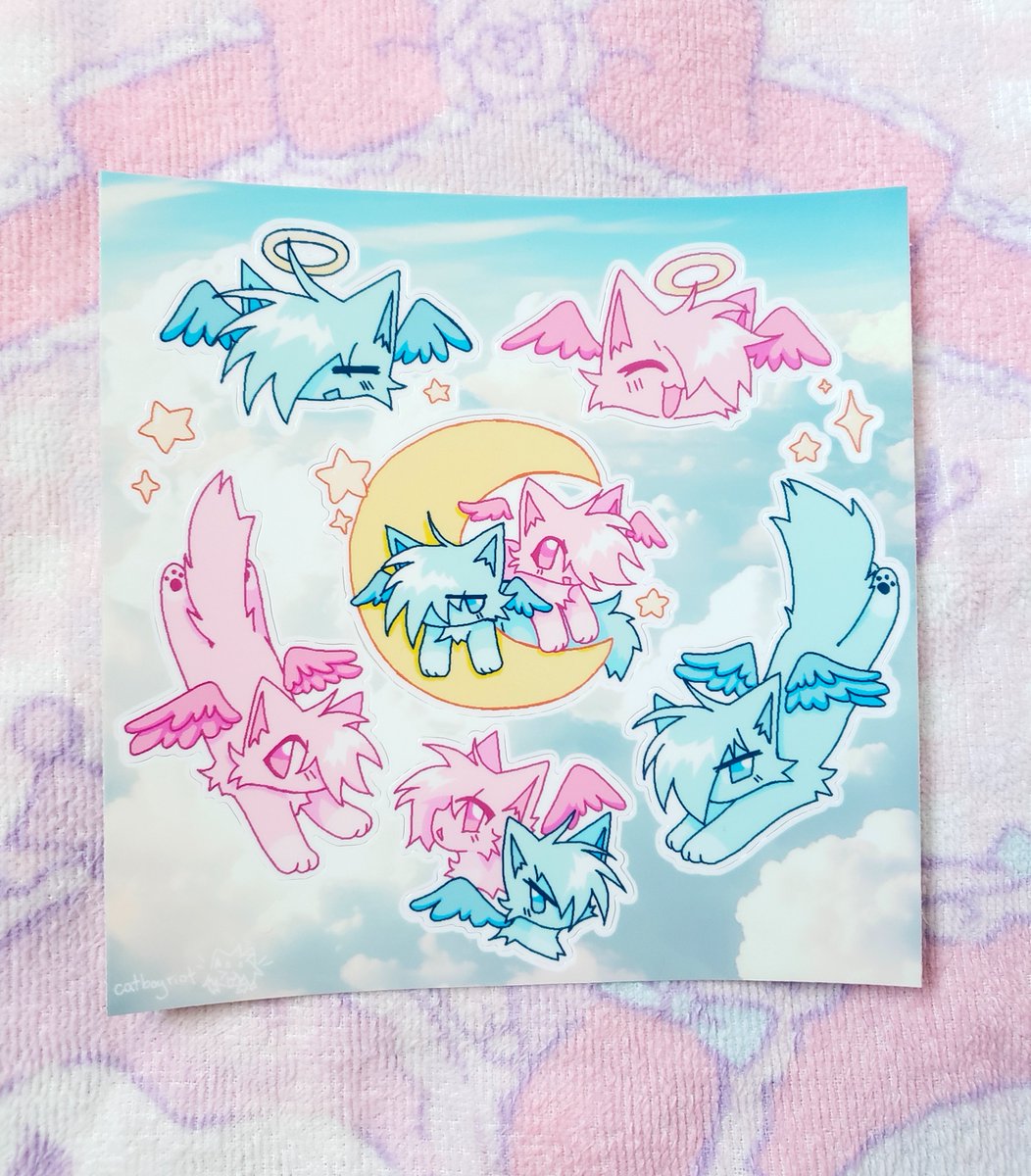 I have a brand new sticker sheet for sweet angel kitties!! U know where to find it! ^_^