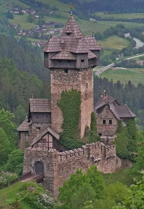 Frothy Friar Publishing tweet media