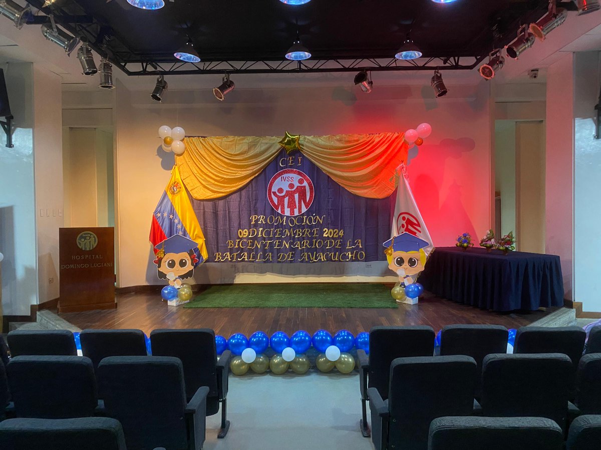 Somosivss's tweet photo. #Almomento | En el auditorio del Hospital General Dr. Domingo Luciani, la Coordinación Nacional de los C.E.I adscritos al IVSS, realizó el acto de prosecución de los niños y niñas promovidos al primer grado.

#VenezuelaVaPaLante 

@NicolasMaduro @delcyrodriguezv @MagaGutierrezV https://t.co/UoHFMkCnAp