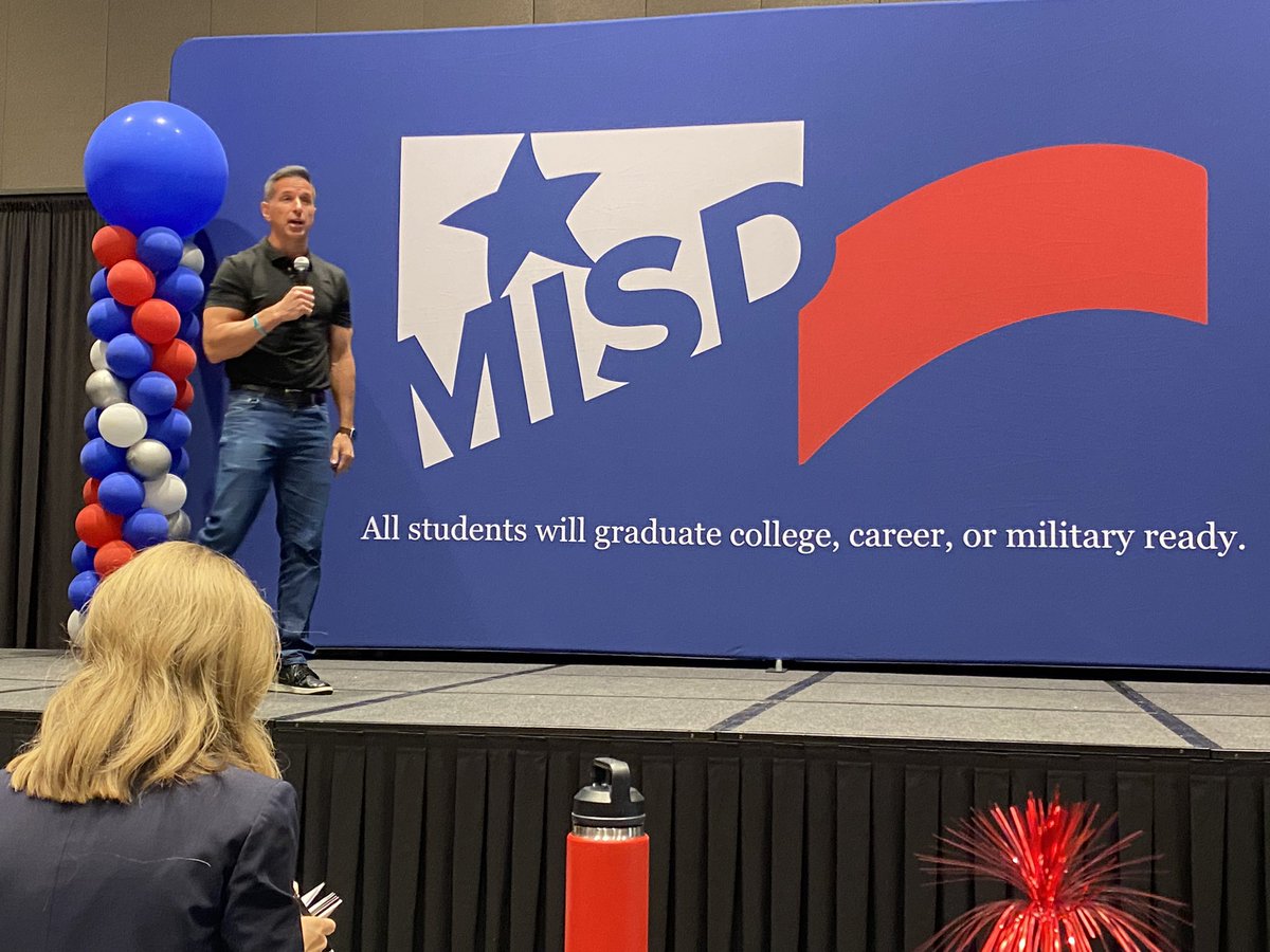 ashosborne83's tweet image. Fantastic start to @Midland_ISD Leadership Summit!! I can’t wait to be like a coffee bean! Thank you @MISDTalent for providing an excellent event!

#LeadershipSummit24
#MadeinMISD
#LeadershipMatters
#MISDProud
#GrowAndDevelop

@DrSDHoward 
@jesgar_cia