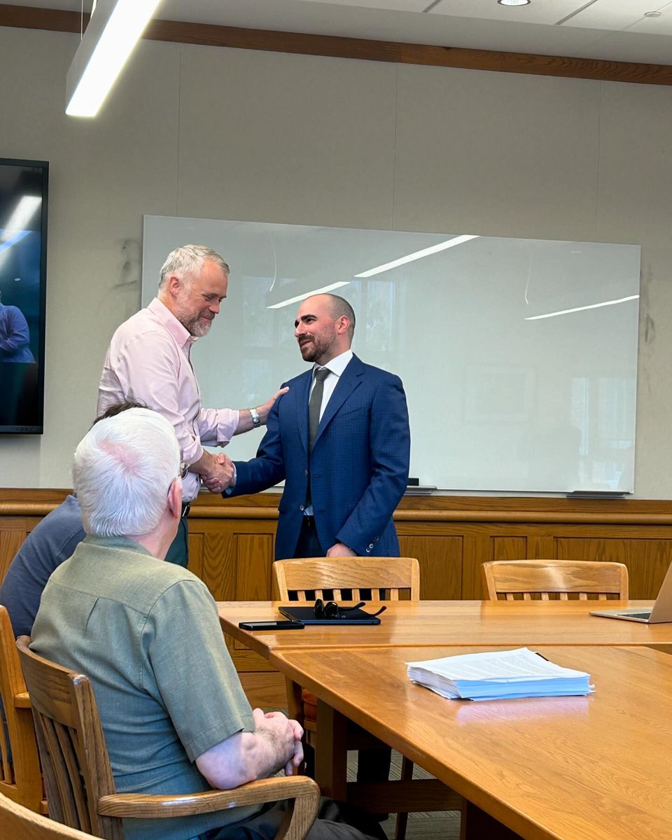 Lkrashinsky's tweet photo. Good News: PhD defended ✅ 

Bad News: You all now have to call me doctor https://t.co/EQ7UJxCQx1