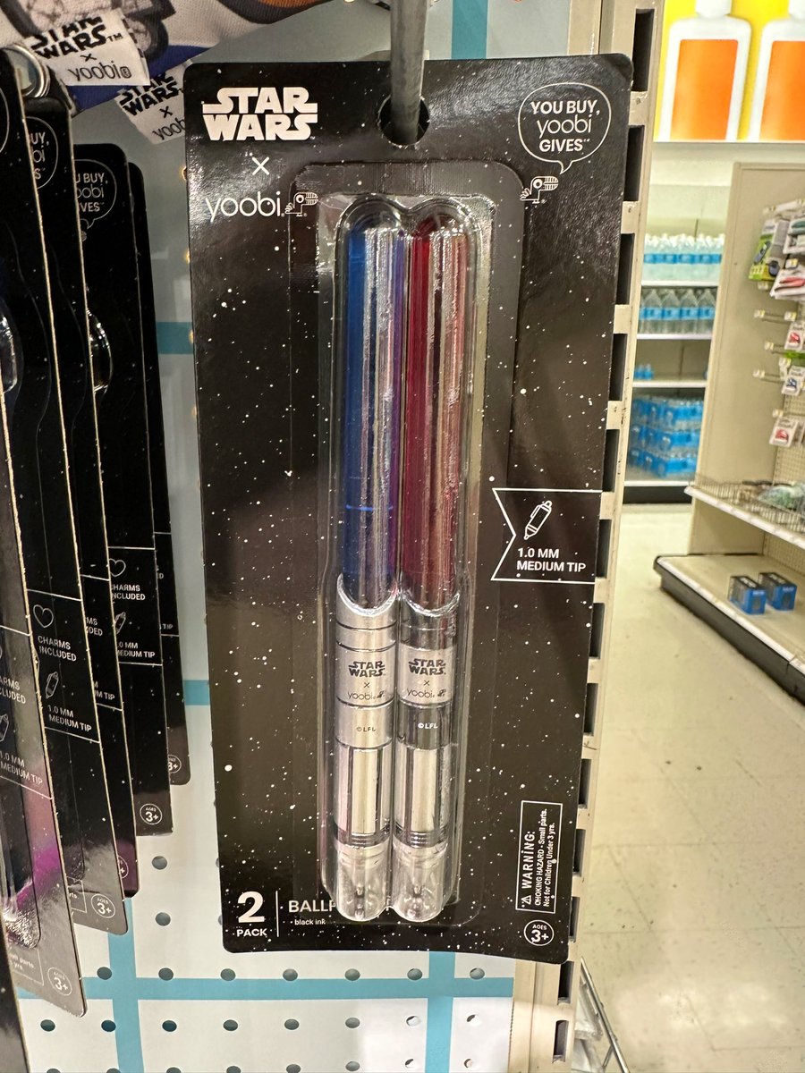 Jedi_Baxter's tweet photo. This called to me more than anything ever has 🤣 #starwars #forcesensitive
Which one should I use first⁉️ 🔵🔴 https://t.co/SSYuTNX8xa