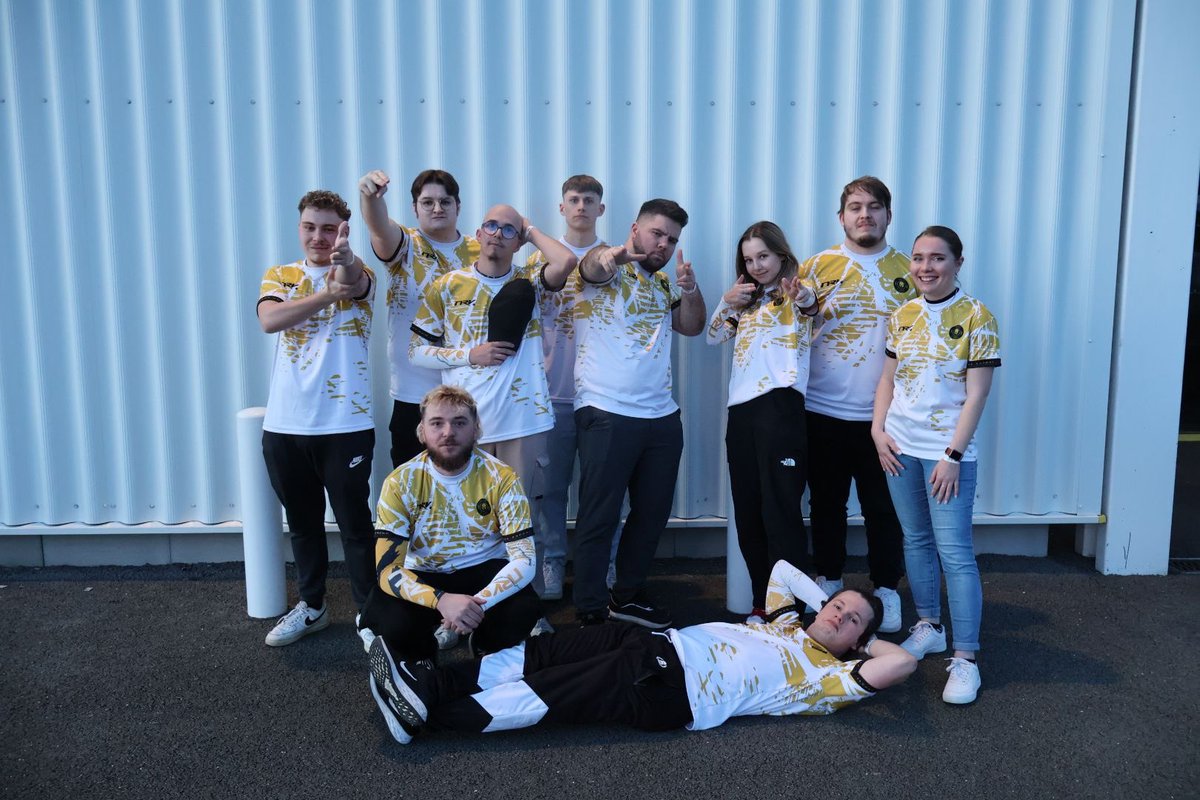 C’est le temps pour moi de découvrir de nouveaux horizons ✨

Merci pour ce bout de chemin parcouru ensemble 💛🤍
 
A très bientôt 🔥