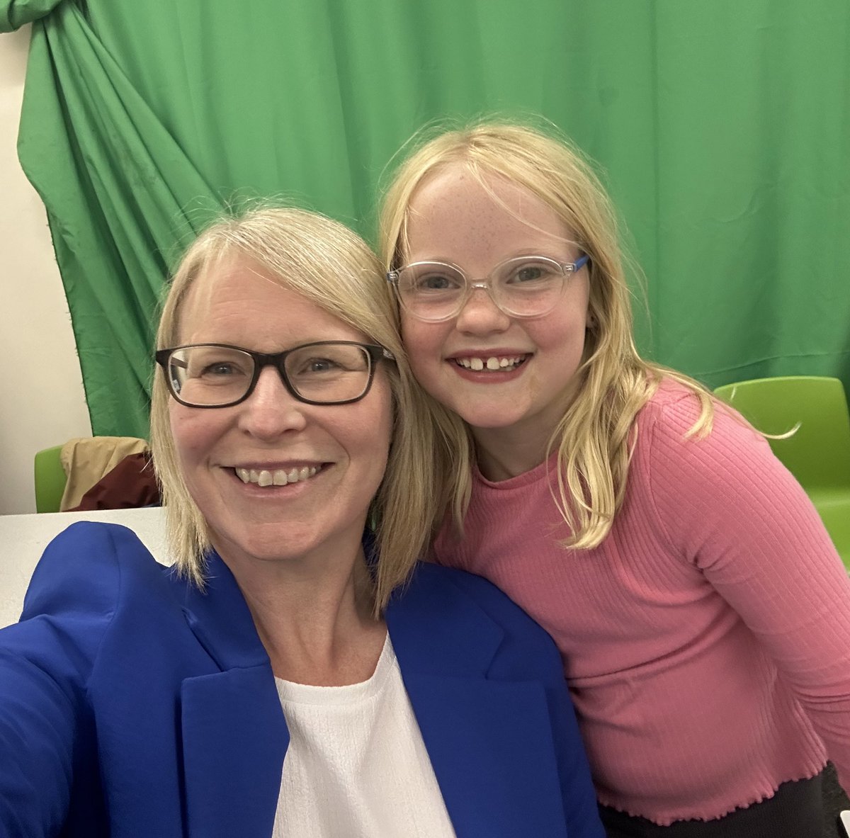 When Drama Club cast a mini Mrs Seddon to play … Mrs Seddon 🤓👌<a href="/PCPPilots/">PCP Pilots 🥇🥈🥉</a>