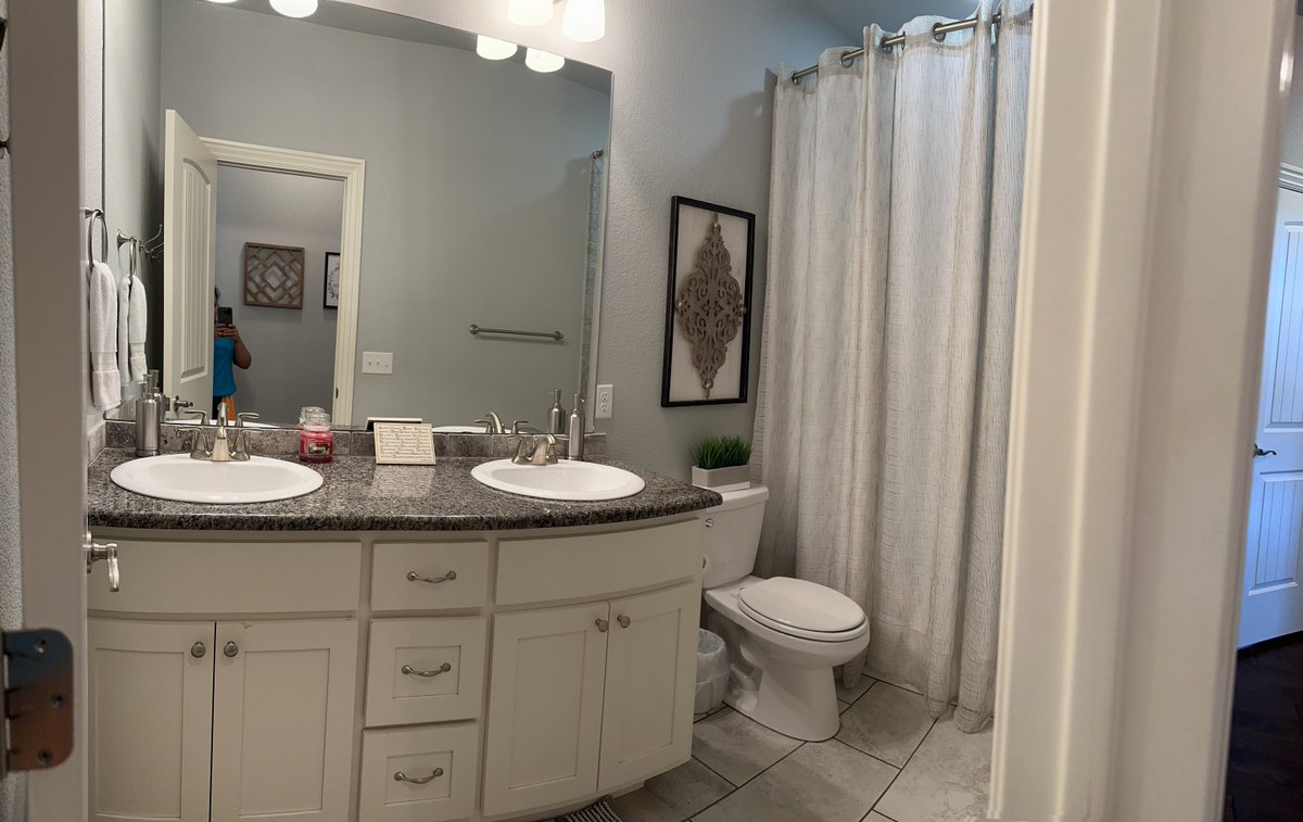 BrightHous7342's tweet image. Ready for a thorough clean? Our deep cleaning services at Bright House will leave your home refreshed and rejuvenated. Perfect for spring cleaning or special occasions. Call us today! 

#DeepCleaningServices #BrightHouse 
homecleaninggentry.com/cleaning-servi…
