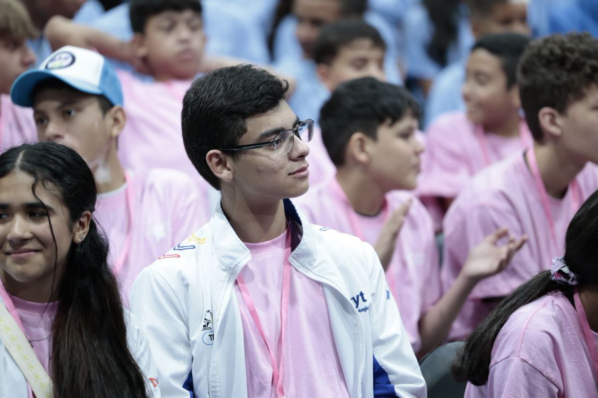 Mincyt_VE's tweet photo. #16Jul | Venezuela 🇻🇪, a través de la Gran Misión Ciencia, Tecnología e Innovación Dr. Humberto Fernández - Morán, estimula las vocaciones científicas en los más pequeños a fin de fortalecer las capacidades del país.

#VenezuelaVaPaLante https://t.co/1cg4KRclrl