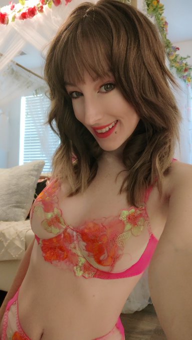I hope you're having a great day today! https://t.co/li0JhJTvbH
