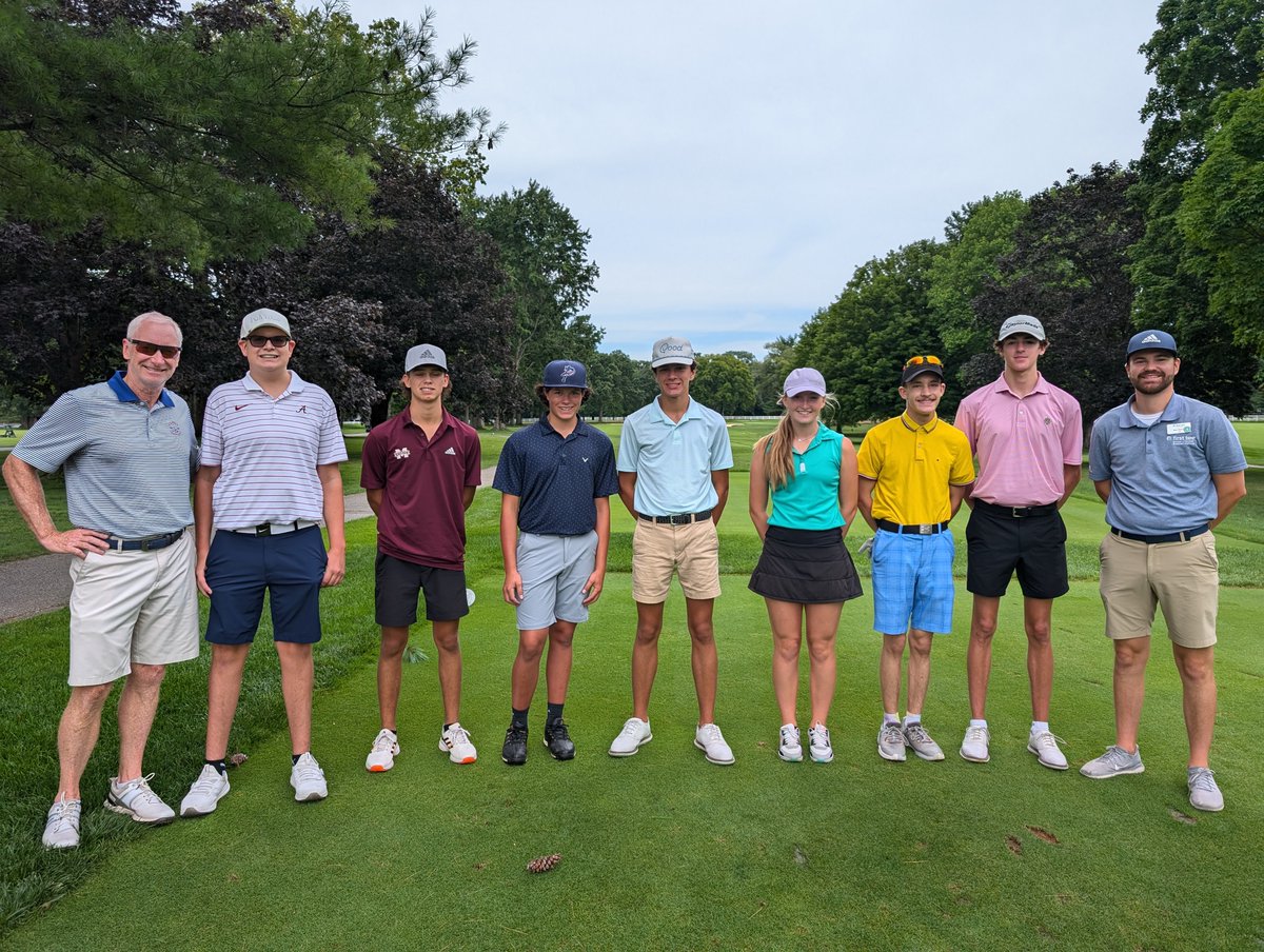 TerraceParkCC's tweet photo. We are happy to have a group of teens from @TFTGCNKY golfing with us today! #tpcc #thefirsttee https://t.co/XYw2wi4gxR