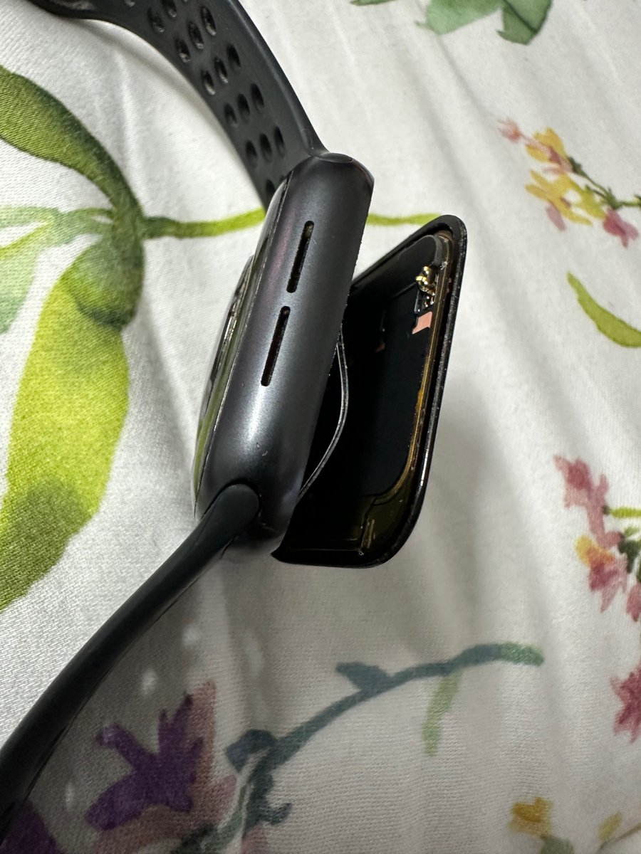dholakia's tweet photo. #AppleWatch #Fail Apple watch face just came unglued during travel in India. Likely battery expanded and pushed up.  Series 6 now out of extended warranty options limited to DIY repair (replace battery).  Apple has some QA work to do to survive summer in India.  Recall Anyone? ☹️ https://t.co/Kvc7EI3Hl3