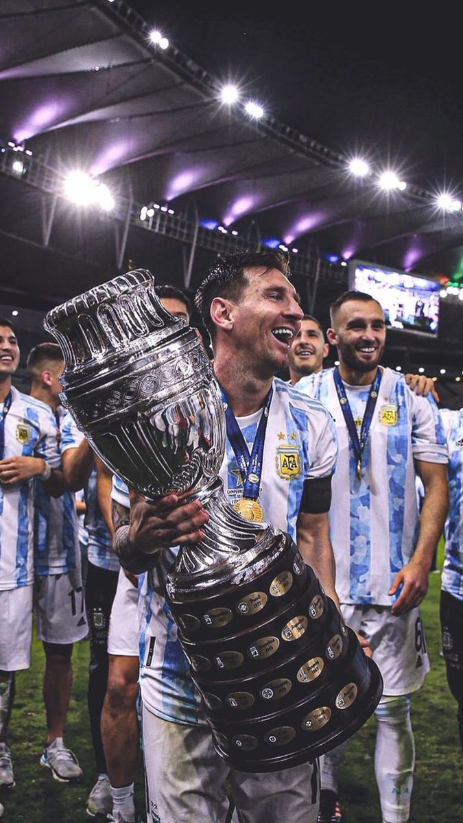 TeamLeoM's tweet photo. Los días más felices, siempre fueron y serán Messistas. https://t.co/RmNtFmRVq5