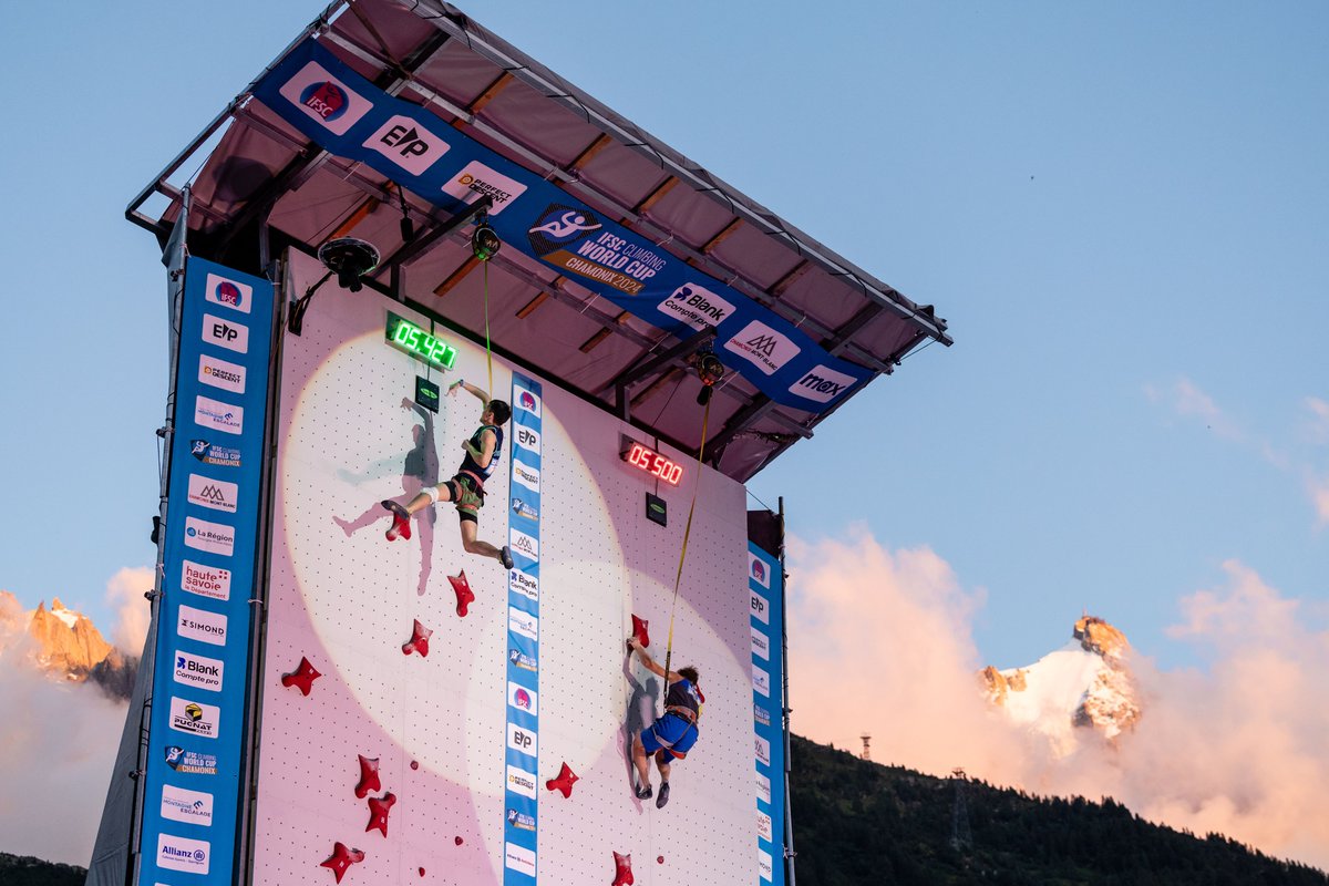 Sur les toits de l’Europe ! 🏔️
Petit récap en photos d’un week-end sportif avec les finales vitesse et difficulté de la Coupe du Monde d’escalade à Chamonix 🧗‍♂️

Toujours aussi fiers d’être le partenaire majeur de la @FFME_Officiel 💙

📷: Jan Virt/IFSC