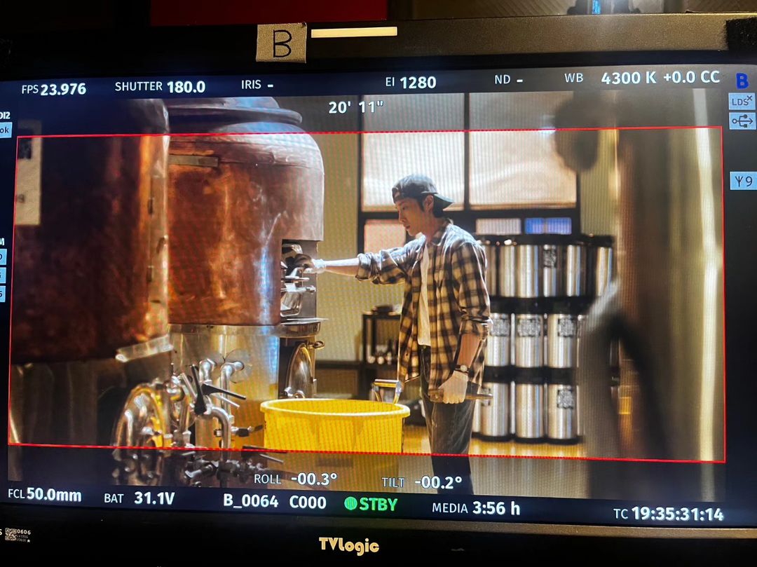 hourlysejeong's tweet photo. first look at the upcoming RomCom drama, ENA's #DrunkenRomance! 

so excited to meet Youngju and Minju! 

spoiler from PD Seonho 
#김세정 #KIMSEJEONG 
#취하는로맨스 #DrunkenRomance https://t.co/CeNkmU1Cqo