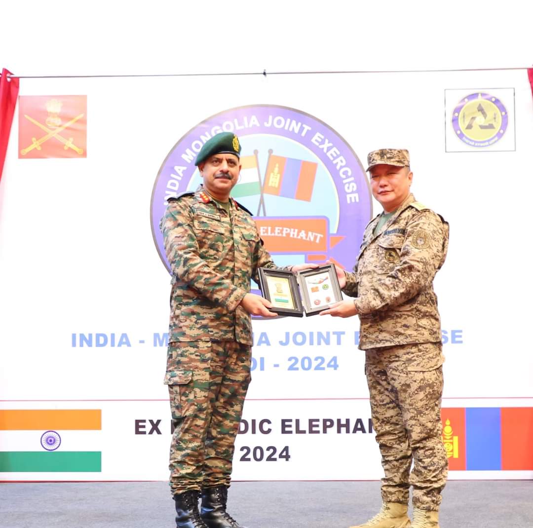 Exercise #NomadicElephant_2024

The 16th edition of the India-Mongolia Joint Military Exercise, #NomadicElephant 
#IndianArmy
#IndiaMongoliaFriendship🇮🇳🇲🇳
#Garhwalisong03 
Ministry of Defence, Government of India 
HQ IDS - India 
Eastern Command-Indian Army