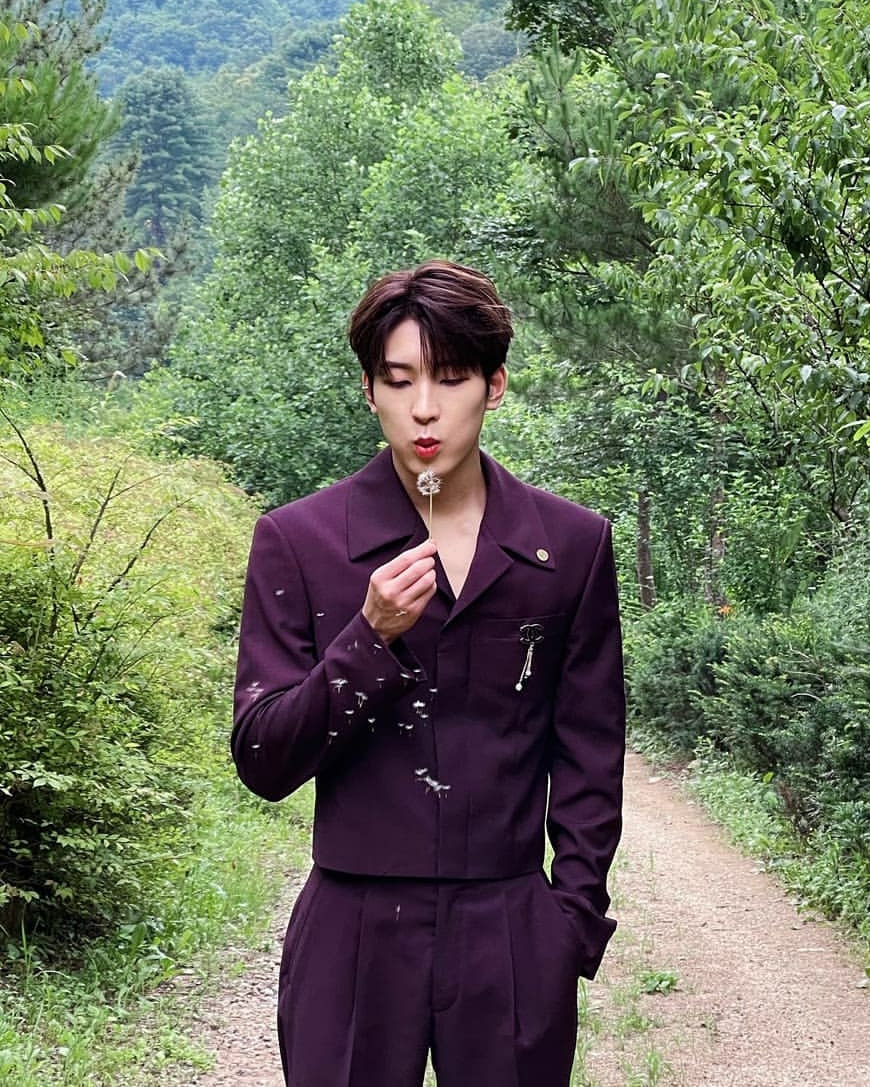 invaeign's tweet image. It's Shion's day｡   ☆