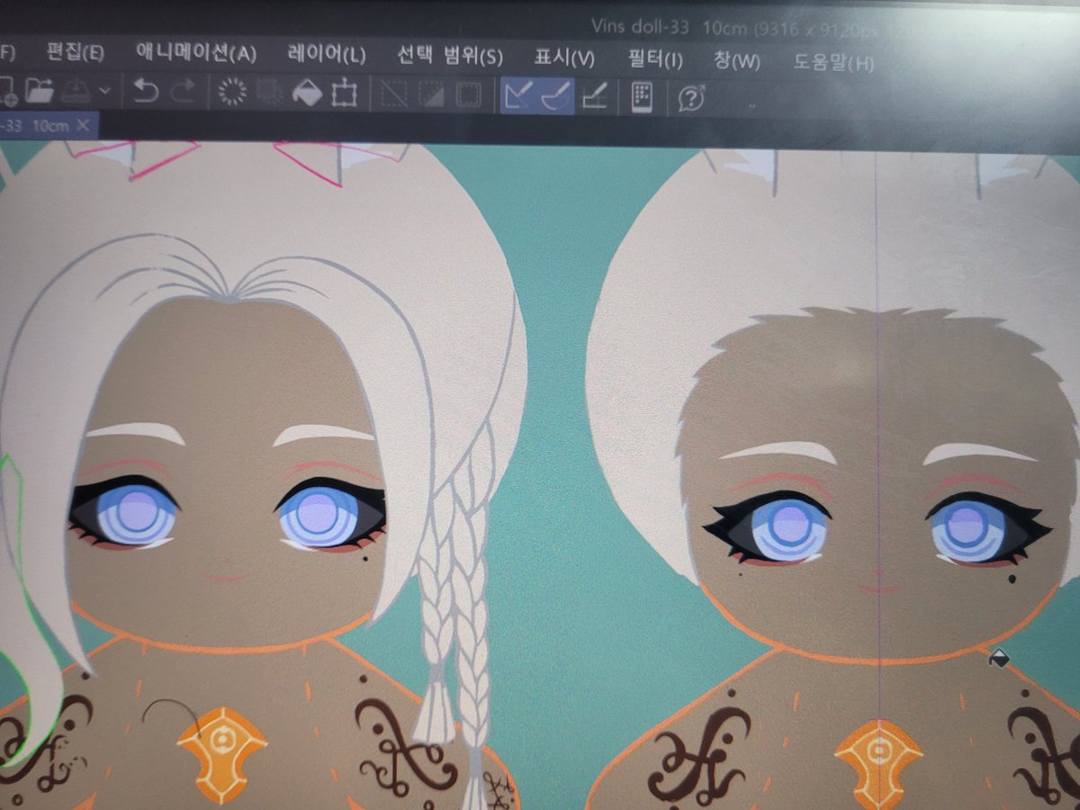 hati_dp's tweet photo. I'm transforming the design of the 20cm doll on the side into 10cm. I'm considering a lot of things because 10cm is less detailed. https://t.co/06u53bVgkL