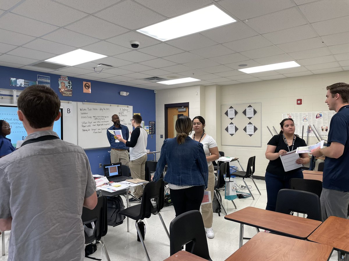 ScurryJessica's tweet photo. Day 2 and our first session of Great Beginnings is complete. β
Tomorrow we welcome more teachers for another session! ππ§‘@ocpsPL #OCPSInduction #PinkPencils https://t.co/MzdahKMQ9M