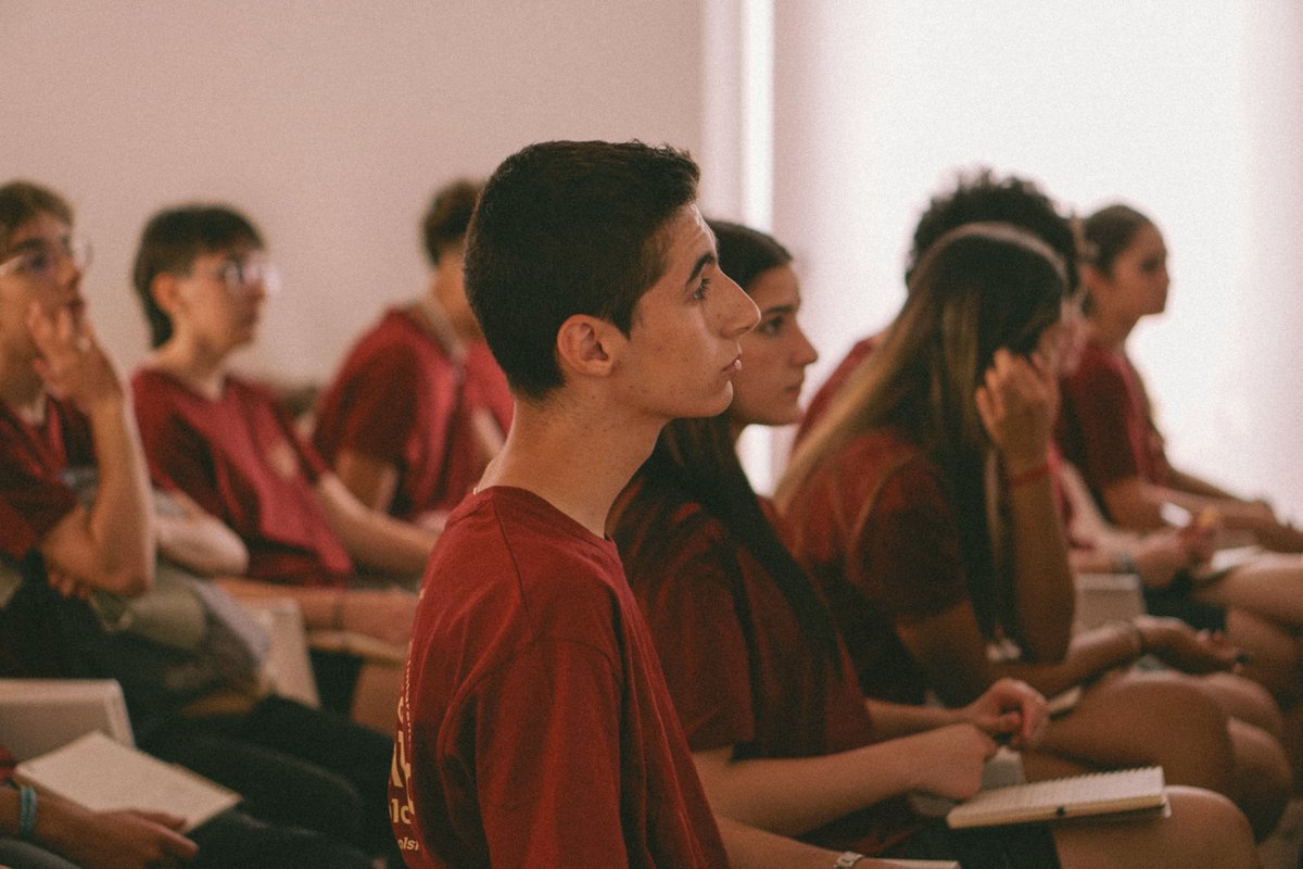 rutaalexilio's tweet photo. DÍA 2 de #rex24: Por la mañana asistimos al contenido histórico impartido por el equipo de pedagogía de la ruta, Anna Pastor y Ander Villacián. https://t.co/x65uKSoxq1