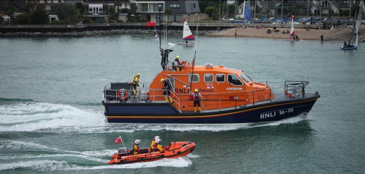 SLifeboatRNLI's tweet image. You can see our two lifeboats in action on Wednesday when they launch on exercise.

They will be going down their slipways from 5.30pm #RNLI #trainingexercise