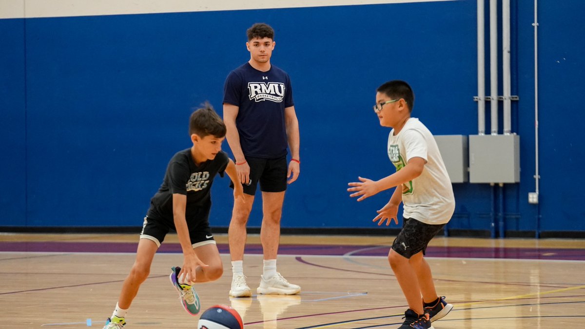 RMU Basketball tweet media