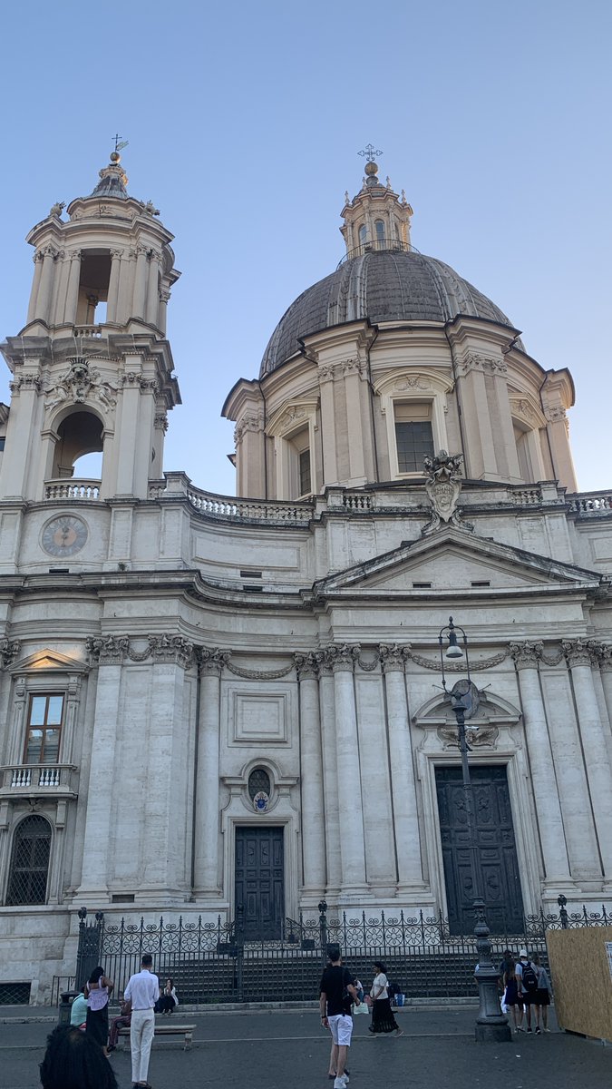 KevinJamesHunt's tweet photo. Pics of the Piazza Navona, the statues used to be places where artists and authors would post messages about political outrage which would not normally be allowed to be spoken by Roman citizens. #rome #italy #travel https://t.co/fvjEQXN0Lg
