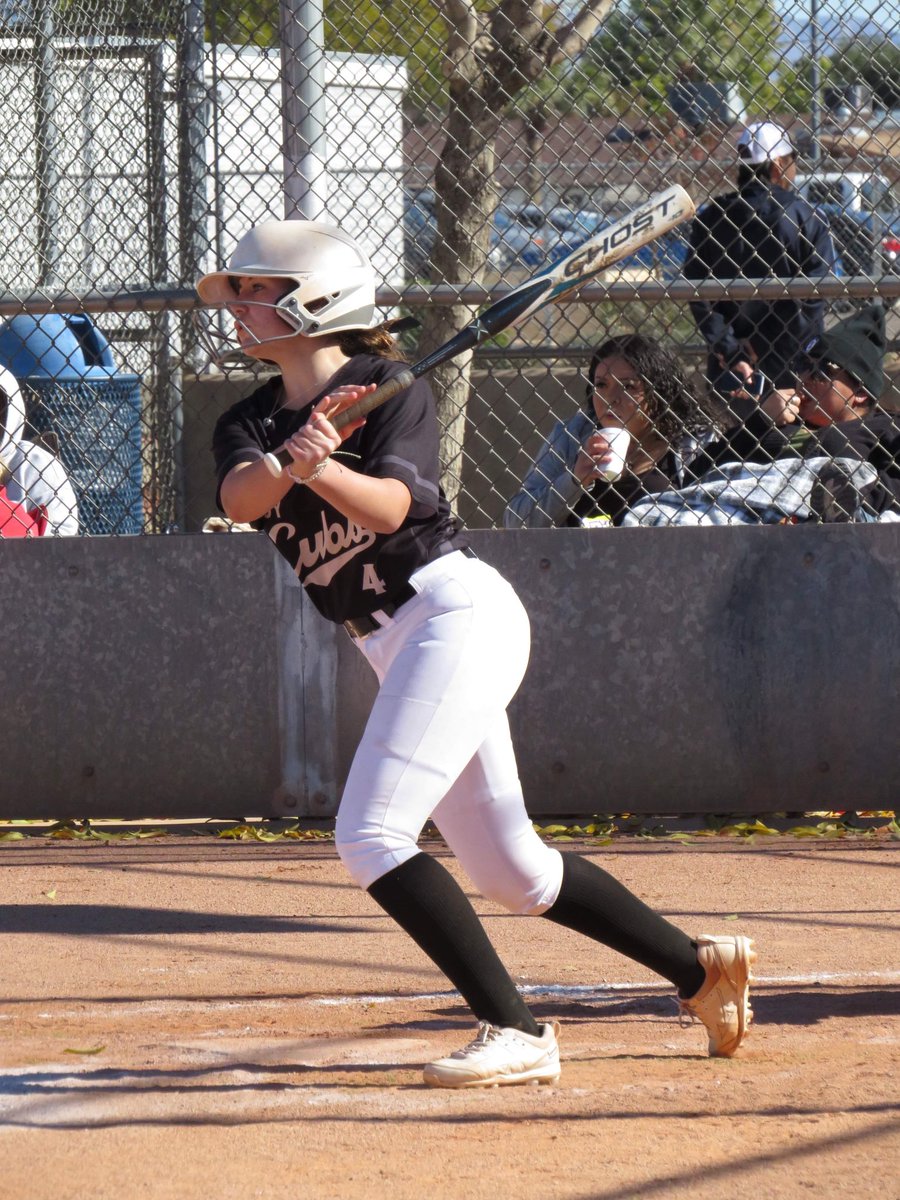 CAASoftballAdv's tweet photo. Welcome to the team Taylor Johnson (2028) Pitcher from Arizona #fastpitch #fastpitchsoftball #fastpitchlife #fastpitchpitching #fastpitchdrills #fastpitchcatcher #collegesoftballrecruiting #travelsoftball #Softballcoach #performancetraining #softballworkout #softballdrills https://t.co/vHlxselcqb