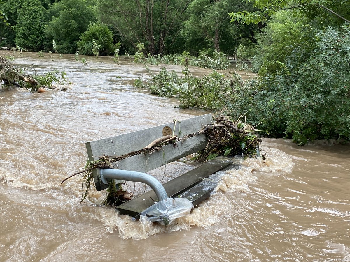 Marc Johnson (@evoecolab) on Twitter photo The Credit River is WAYYYYY over its banks and flooding much of the trail in Mississauga. Stay safe <a href="/citymississauga/">City of Mississauga</a> <a href="/regionofpeel/">Peel Region</a> <a href="/CVC_CA/">Credit Valley Conservation</a> <a href="/weathernetwork/">The Weather Network</a> The Credit River is WAYYYYY over its banks and flooding much of the trail in Mississauga. Stay safe <a href="/citymississauga/">City of Mississauga</a> <a href="/regionofpeel/">Peel Region</a> <a href="/CVC_CA/">Credit Valley Conservation</a> <a href="/weathernetwork/">The Weather Network</a>