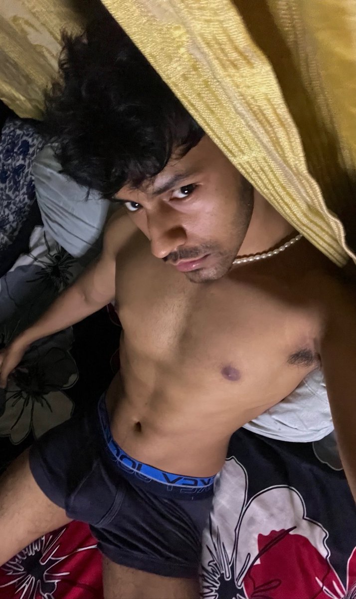 MONOSEXUA's tweet image. Running out of captions I’m just gonna say Chudai and go