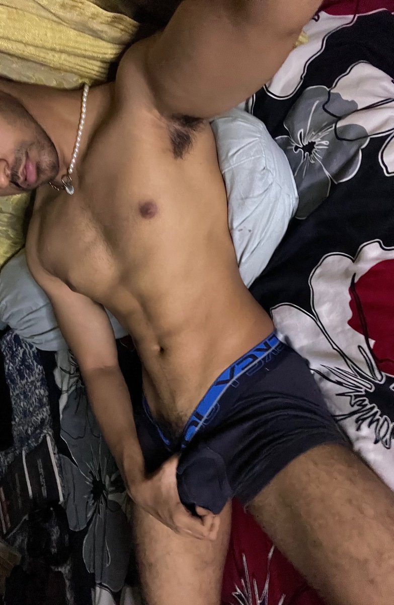 Running out of captions I’m just gonna say Chudai and go