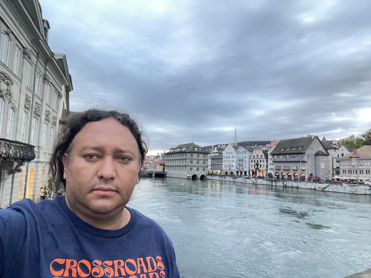 kurt149's tweet image. Lo mejor es que no tengo que andar aguantando la música fea 😀, #progOn