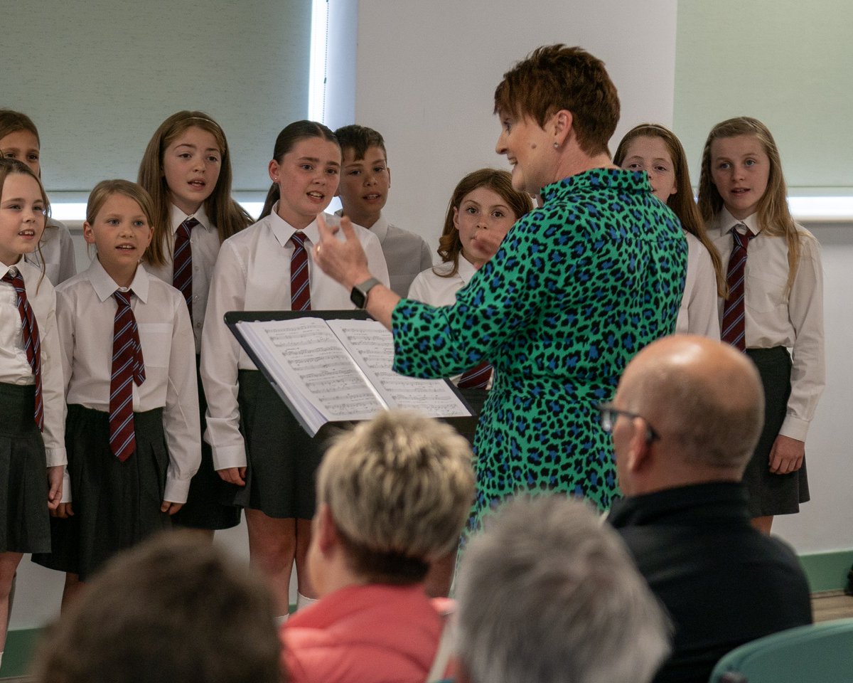 Ysgol Gymraeg Gwenllian tweet media