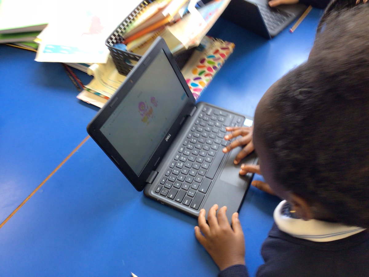 Stm_GW's tweet image. We loved creating a piece of music creating rhythm patterns which led us to create our own ,wolds #STMcomputing #STMmusic