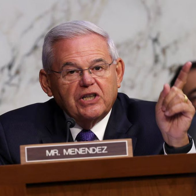BitcoinArchive's tweet image. BREAKING: 🇺🇸 Senator Menendez who said “#Bitcoin is the ideal choice for criminals,” was just convicted for taking bribes in Gold and Cash!  

🤣