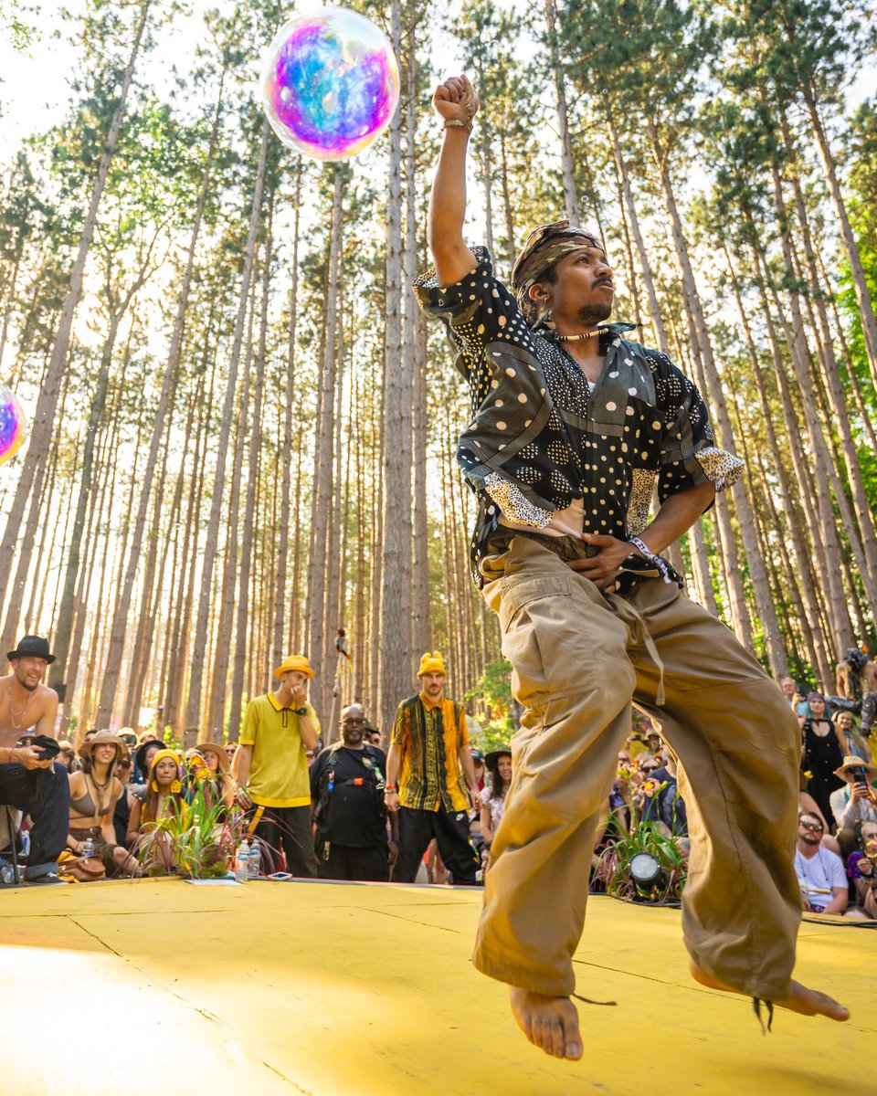 Electric_Forest's tweet photo. Break off a piece of that Honeycomb. 🍯 https://t.co/ewWcJKoGHe