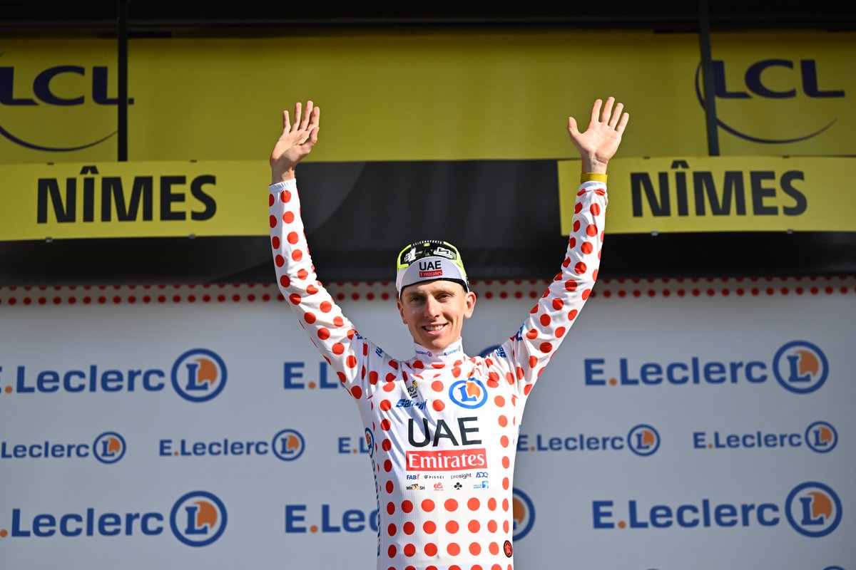 Maillot à Pois E.Leclerc (@maillotapois) on Twitter photo ⚪️🔴 RT & follow pour tenter de gagner un maillot à pois dédicacé par Tadej Pogacar avec <a href="/SANTINI_SMS/">Santini Cycling</a>
⚪️🔴 RT & follow for the chance to win a <a href="/TamauPogi/">Tadej Pogačar</a> polka dot jersey with <a href="/SANTINI_SMS/">Santini Cycling</a>
#TDF2024 ⚪️🔴 RT & follow pour tenter de gagner un maillot à pois dédicacé par Tadej Pogacar avec <a href="/SANTINI_SMS/">Santini Cycling</a>
⚪️🔴 RT & follow for the chance to win a <a href="/TamauPogi/">Tadej Pogačar</a> polka dot jersey with <a href="/SANTINI_SMS/">Santini Cycling</a>
#TDF2024