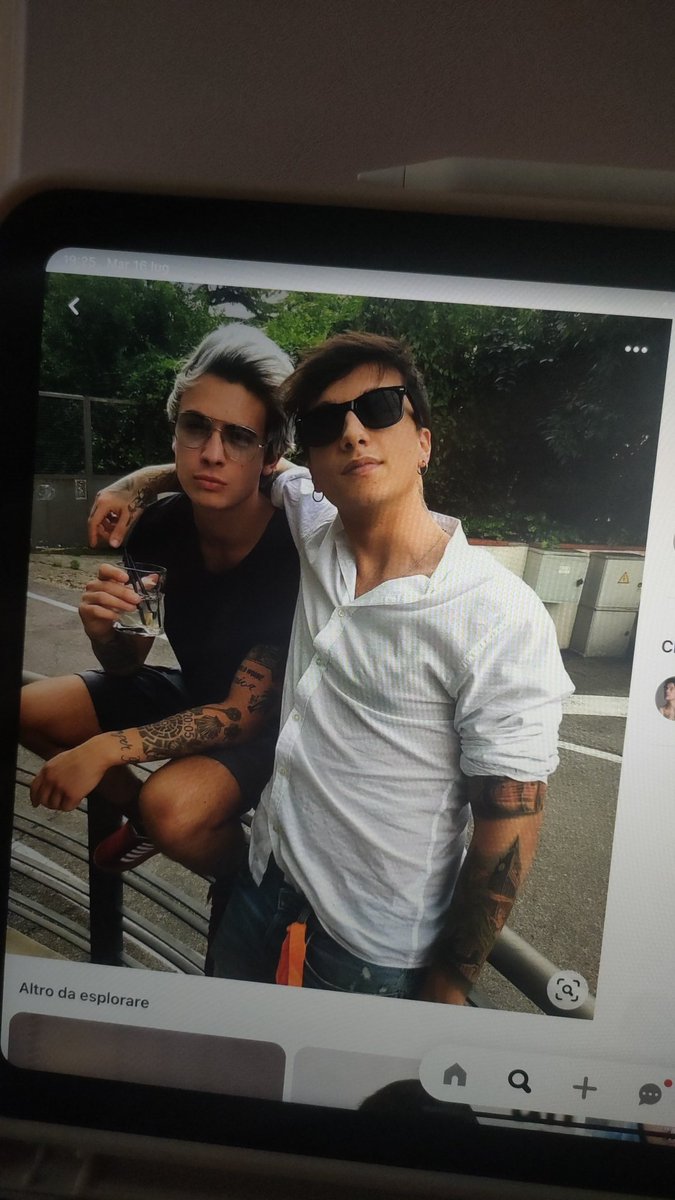 che cazzo di foto ho trovato
