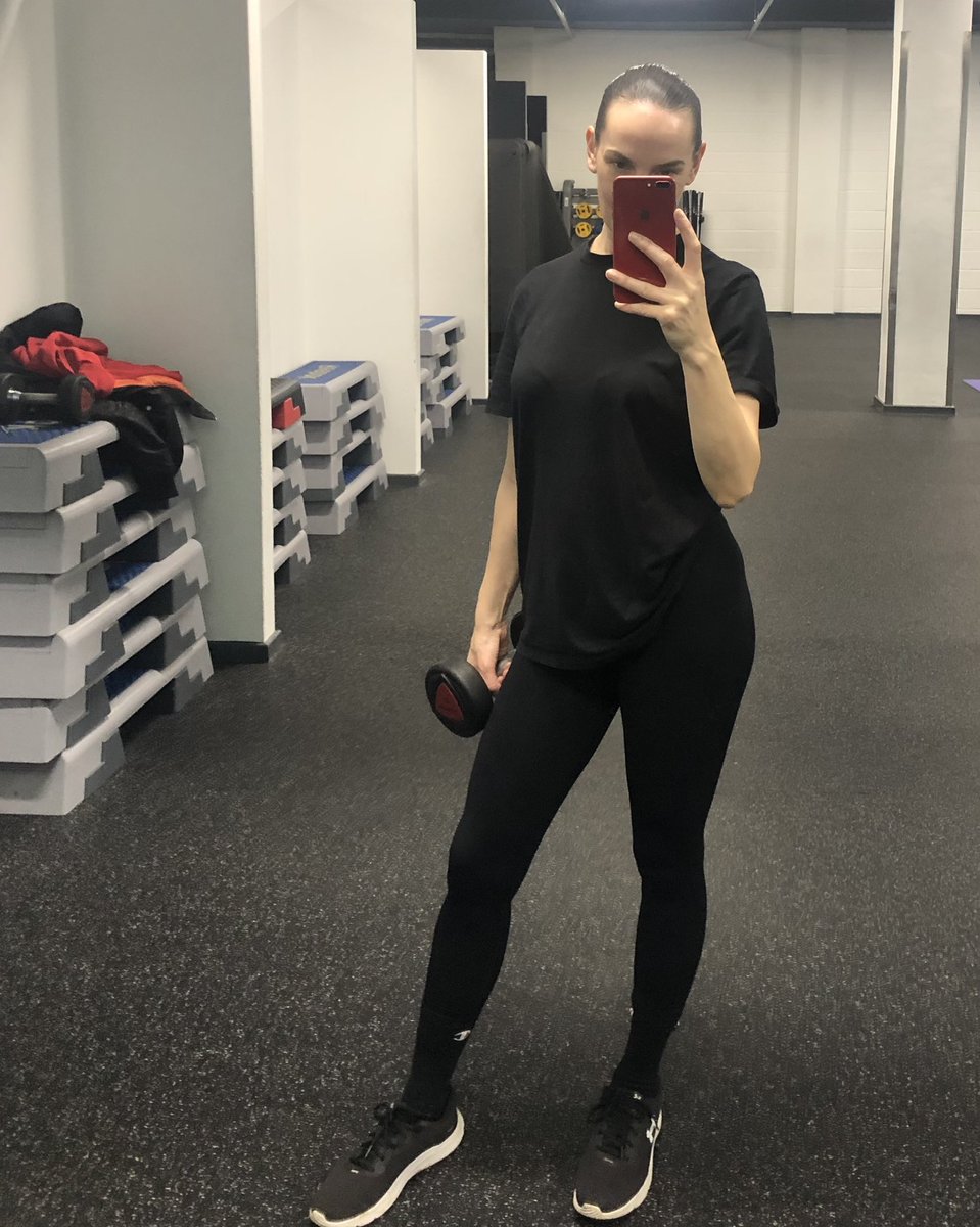 Victoria Moore UK UGC Creator tweet media