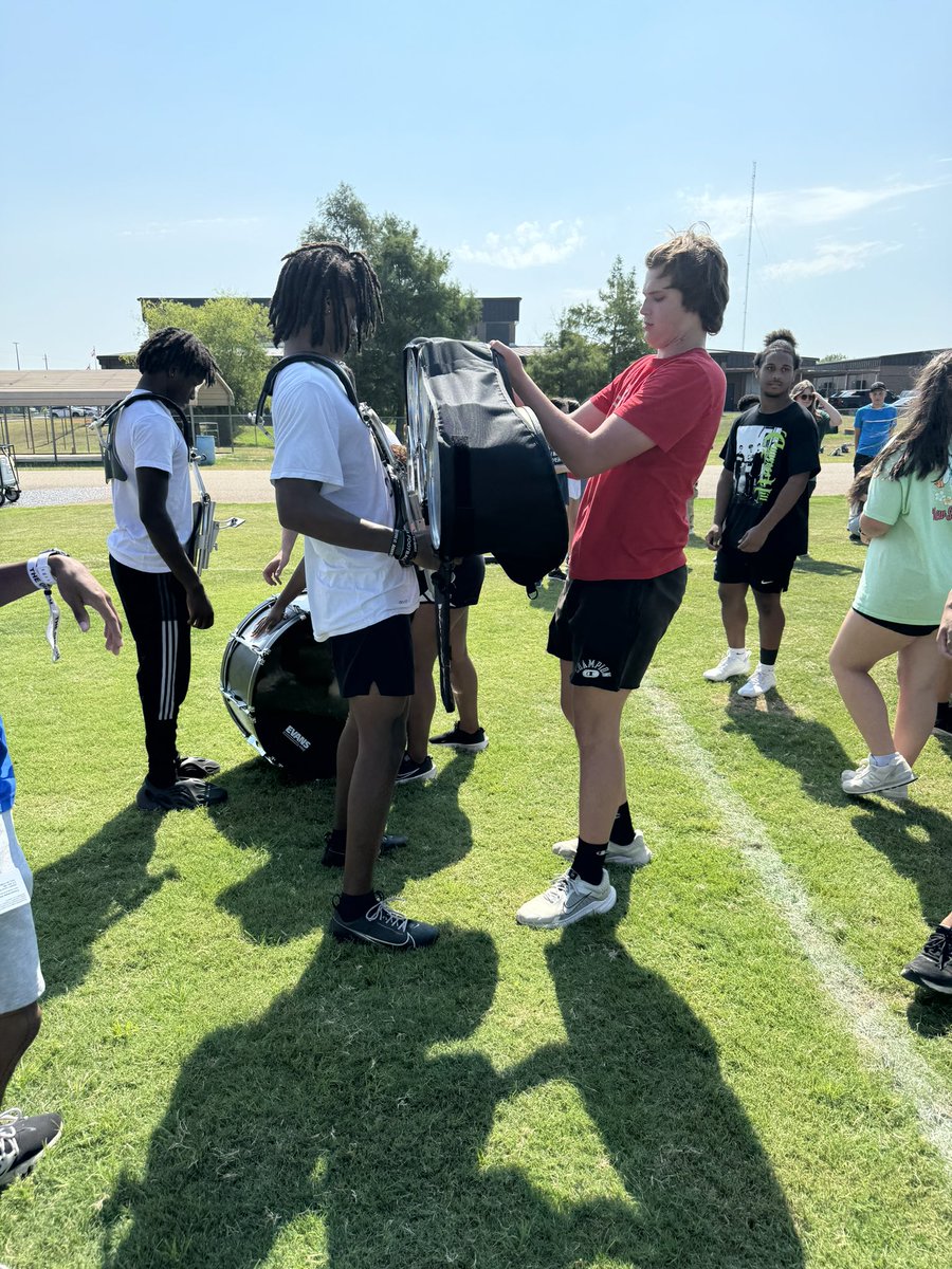 HOCO Bands tweet media