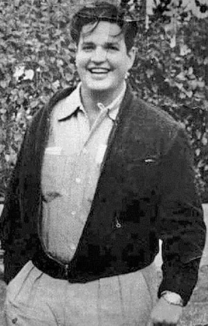 #FidelEntreNosotros 
 “Nosotros conocíamos muy bien a José Antonio, muchacho alegre, afectuoso con todo el mundo, muy modesto, muy sencillo, familiarmente y cariñosamente lo llamaban manzanita”.
#DeZurdaTeam #Mayabeque