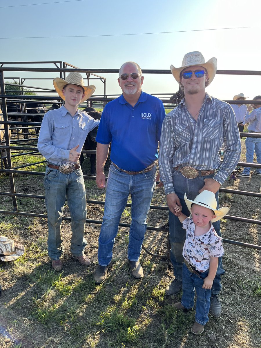 Dan Houx tweet media