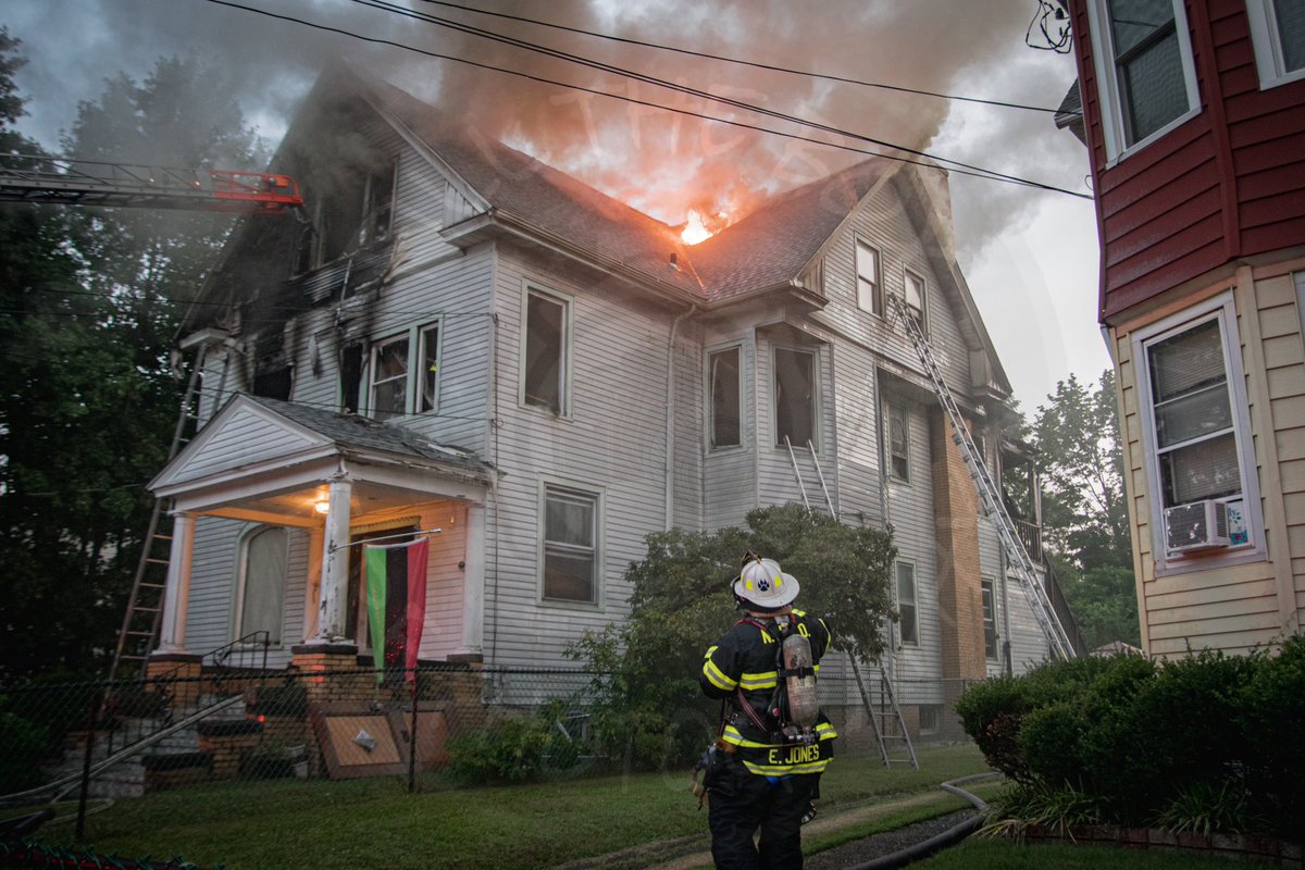Fill The Box Fire Photography (@filltheboxfire) on Twitter photo 7/15/24: New Haven CT 3rd Alarm on Dixwell Avenue. Check out our website for more photos from this incident.
#NewHaven #NewHavenFire #NewHavenFireDept #NewHavenFireDepartment
#NHFD
<a href="/NewHavenFire/">New Haven Fire</a>
<a href="/newhaven825/">NewHavenFirefighters</a>
<a href="/ctfirephoto/">CT Fire Photo</a>
<a href="/fireengineering/">Fire Engineering</a>
<a href="/KempterFireWire/">Kempter's Fire Wire</a> 7/15/24: New Haven CT 3rd Alarm on Dixwell Avenue. Check out our website for more photos from this incident.
#NewHaven #NewHavenFire #NewHavenFireDept #NewHavenFireDepartment
#NHFD
<a href="/NewHavenFire/">New Haven Fire</a>
<a href="/newhaven825/">NewHavenFirefighters</a>
<a href="/ctfirephoto/">CT Fire Photo</a>
<a href="/fireengineering/">Fire Engineering</a>
<a href="/KempterFireWire/">Kempter's Fire Wire</a>