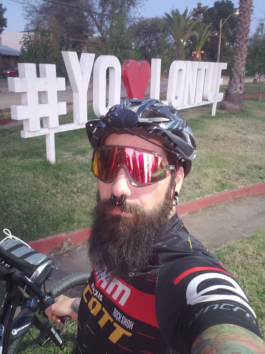 fuerzadelacalle's tweet image. 💪🏻🧔🏻🏁 Ruta MTB de Verano ⚙
📍 Talca ➡️ Lontué🏁
📈 Distancia- 130Km
📉 Duración- 5.30'
#mtb #rutamtb #ciclismo #cliclista #rutaenbicicleta #barbudo #cletero #regiondelmaule #talca #lontuechile #cicloturismo #chile #cycle #cycling #tatuado #plazadearmaslontue #lontue #cicloviaje