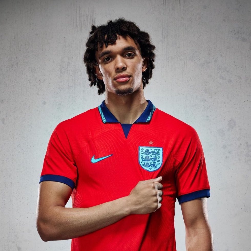 centregoals's tweet photo. 🚨🚨| JUST IN: Real Madrid is making concrete moves for Trent Alexander-Arnold. ⚪👀

The player is interested, and there has been contact for months.

[@cfbayern] https://t.co/z6c5XP6HiZ