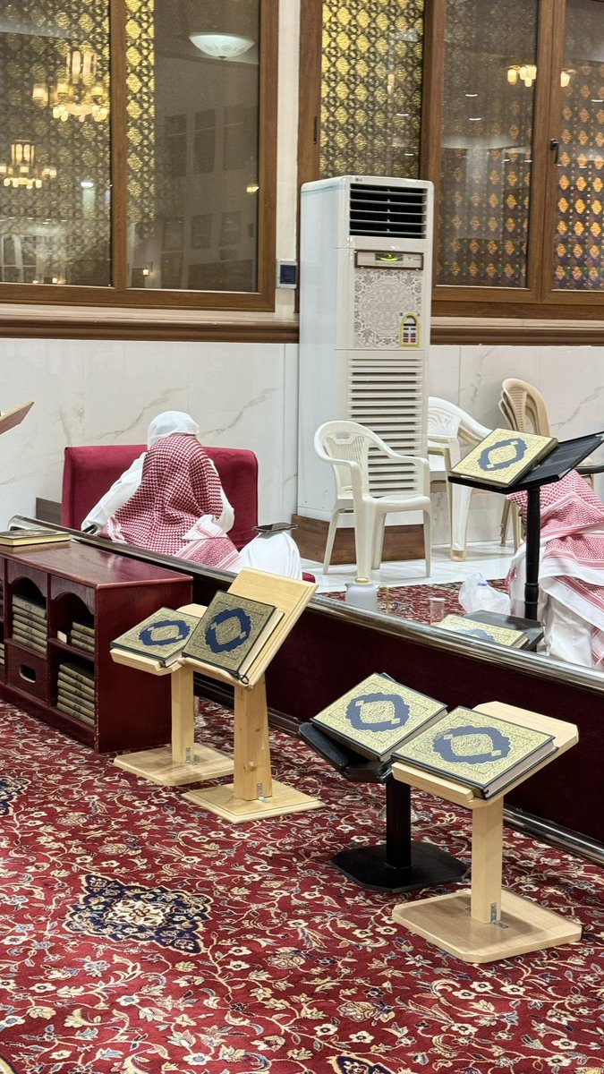 llill195's tweet image. صادِق صَديقًا صادِقًا فـي صـدقِـهِ 
فصِدقُ الصداقَةِ في صديقٍ صادقٍ.🤍

&quot;اللهم قلباً نقياً وجليسًا صالحًا &quot;